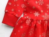 Raudona kalėdinė suknelė su snaigėm